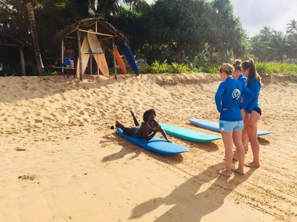 Onera Villa Hikkaduwa Bagian luar foto