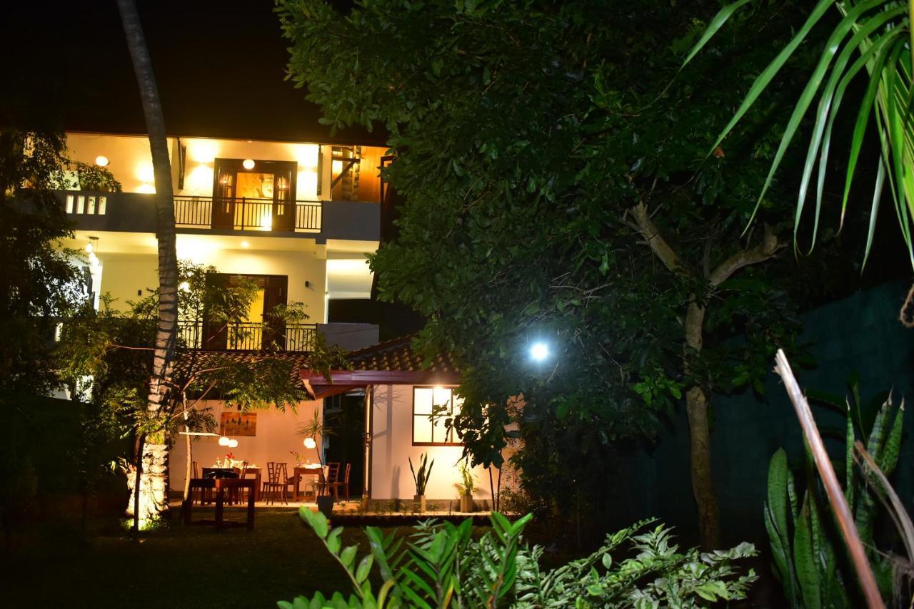 Onera Villa Hikkaduwa Bagian luar foto